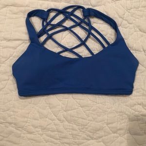 Lululemon sports bra xs.